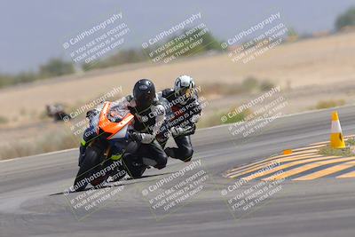 media/Sep-30-2023-SoCal Trackdays (Sat) [[636657bffb]]/Turn 15 (1120am)/